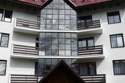 Rekonstrukce balkónů - Harrachov 596